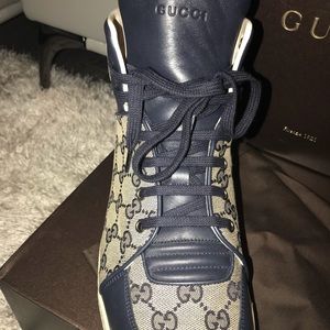 Gucci Mens signature high top Sneaker Men’s 10